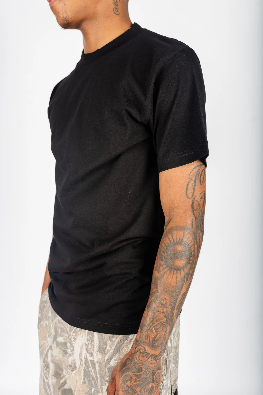 Standard T-shirt