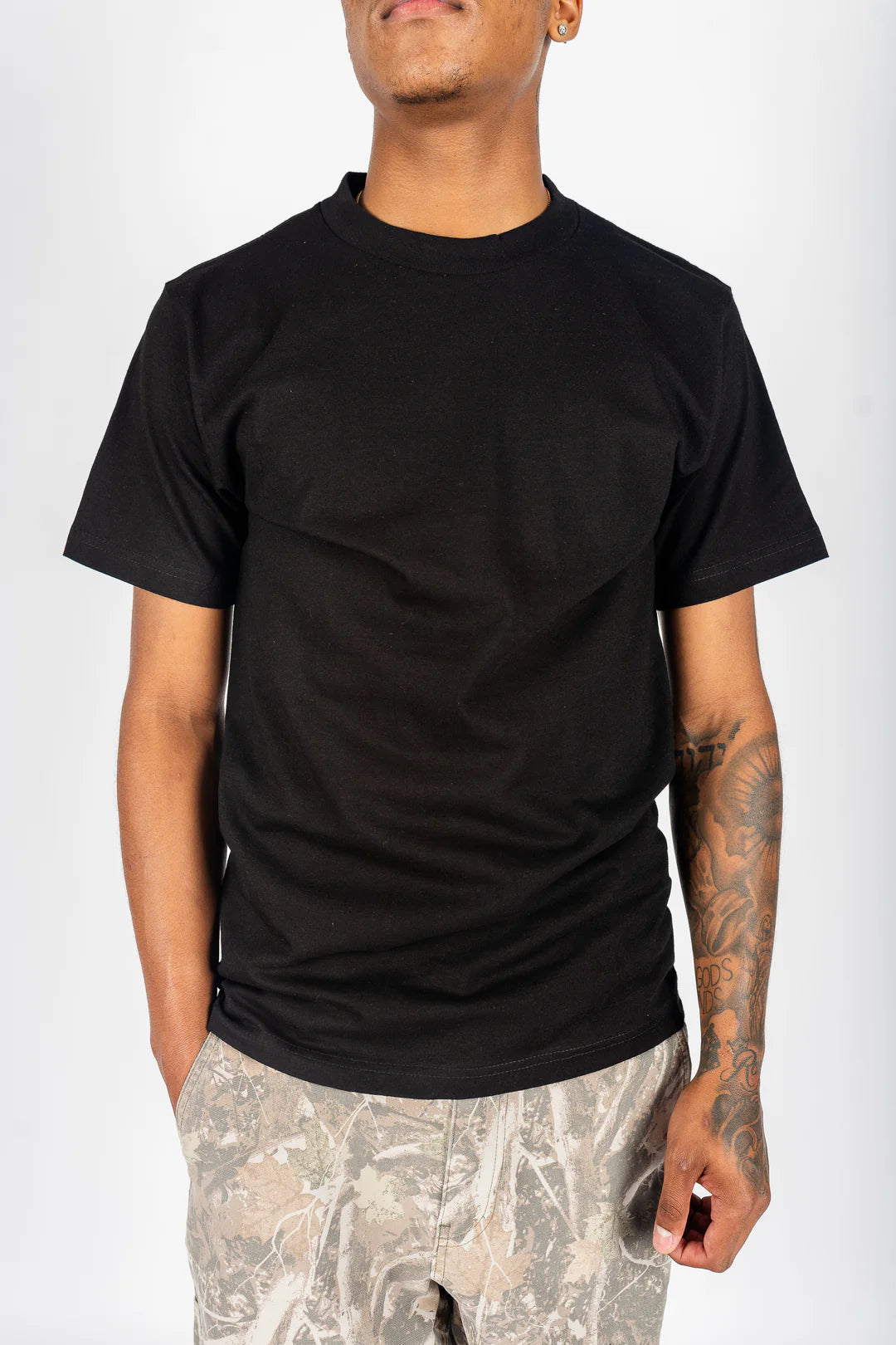 Standard T-shirt